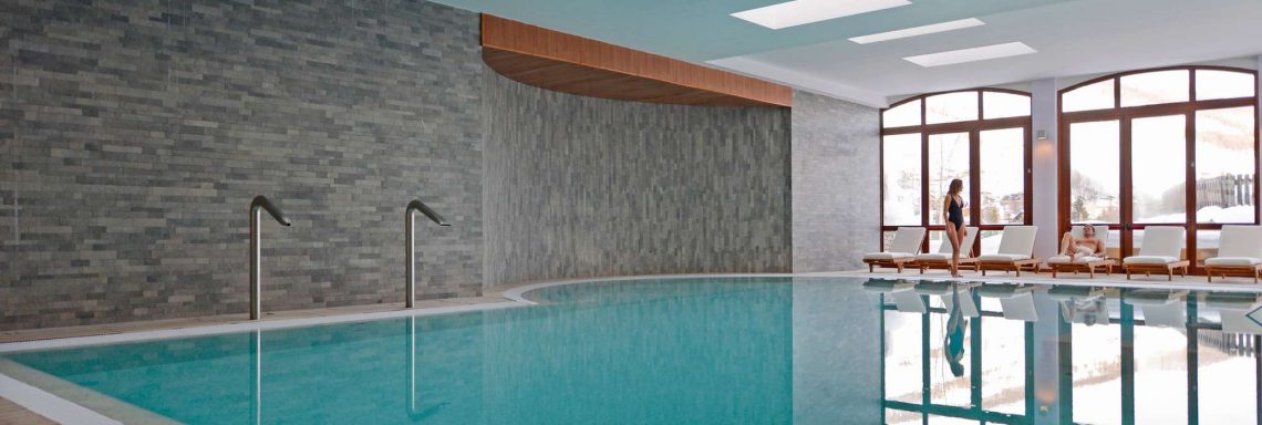 Club Med Pragelato Vialattea, en Italie - Vue de la piscine d'eau douce intérieur 